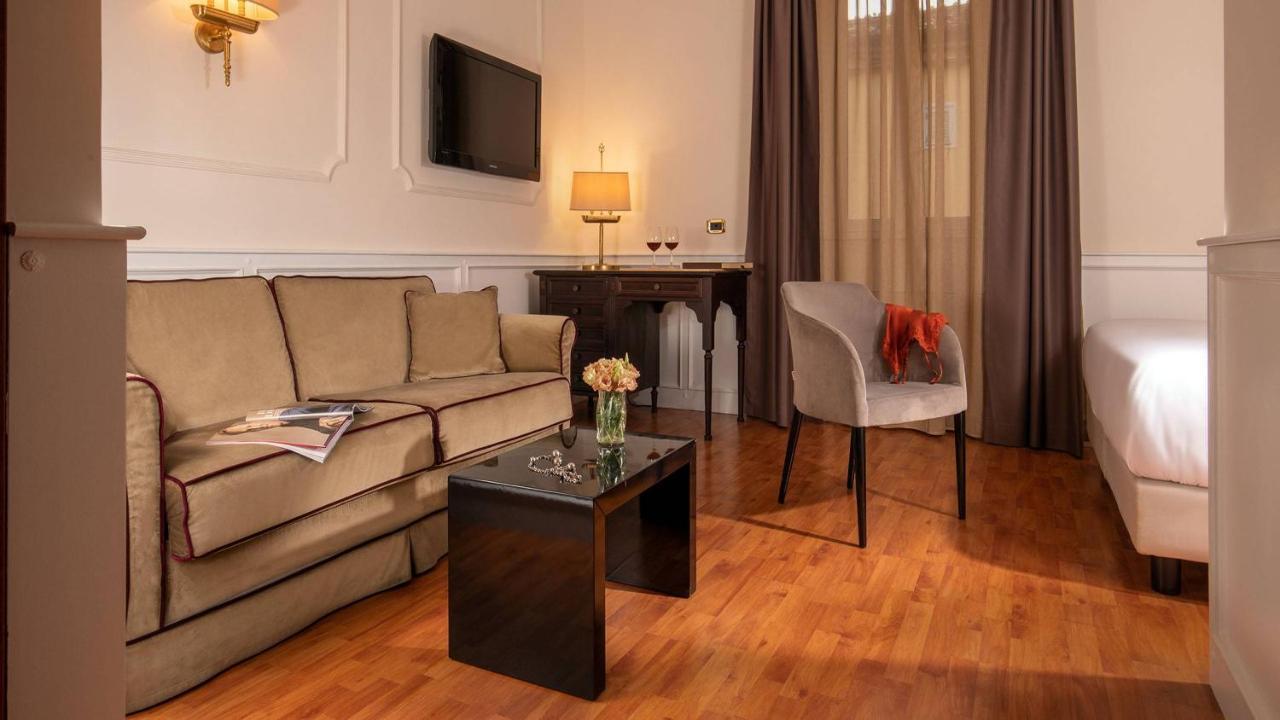 Hotel Del Corso Рим Экстерьер фото